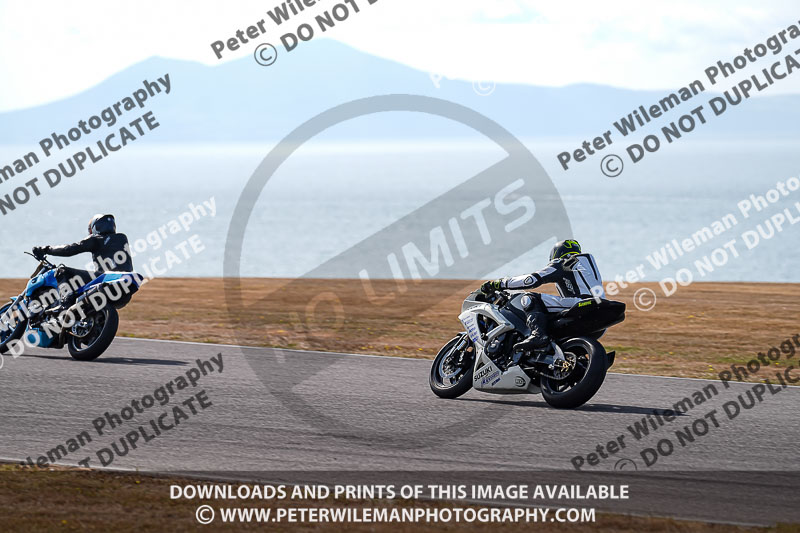 anglesey no limits trackday;anglesey photographs;anglesey trackday photographs;enduro digital images;event digital images;eventdigitalimages;no limits trackdays;peter wileman photography;racing digital images;trac mon;trackday digital images;trackday photos;ty croes